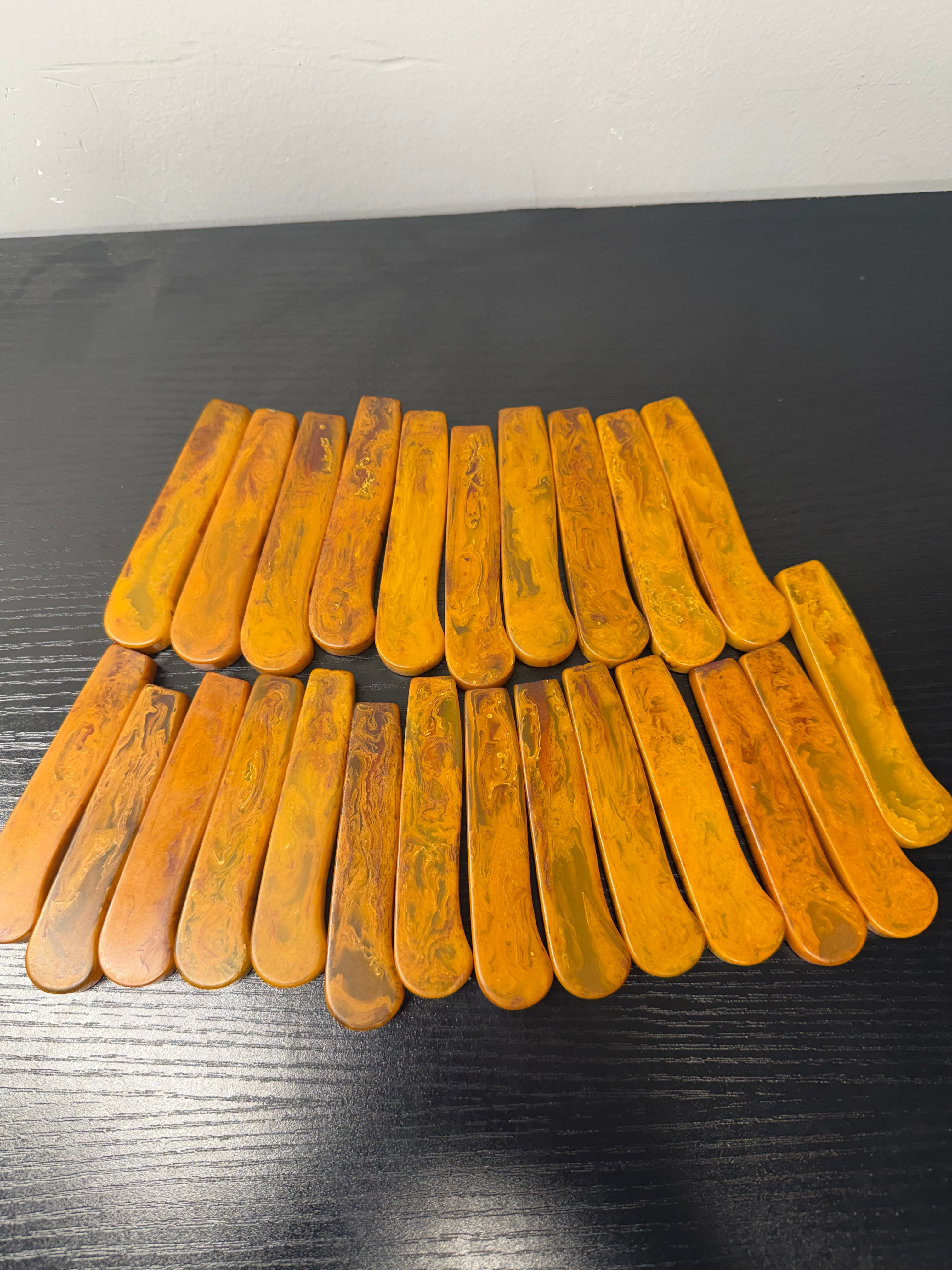 Lot of 24 Vintage Bakelite Flatware Handle No Metal in